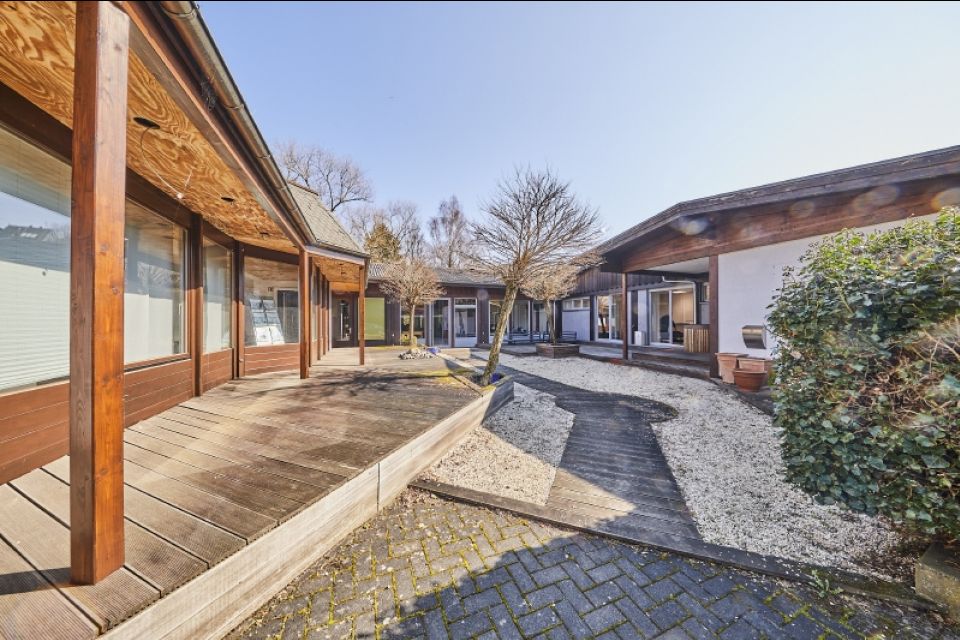 9 Zugang zum Büro 09