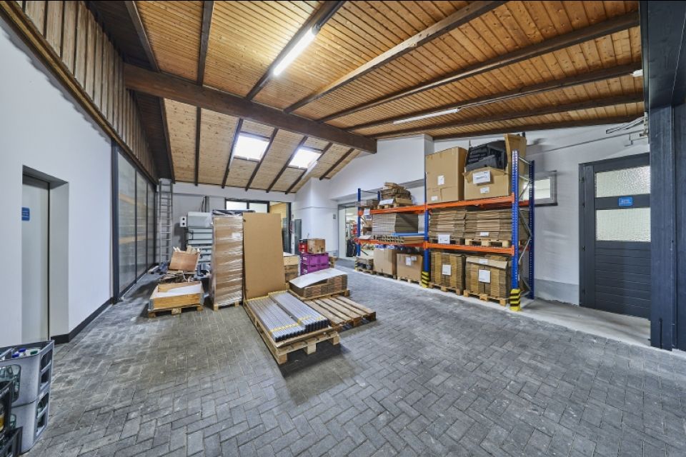 5 Überdachter Innenhof