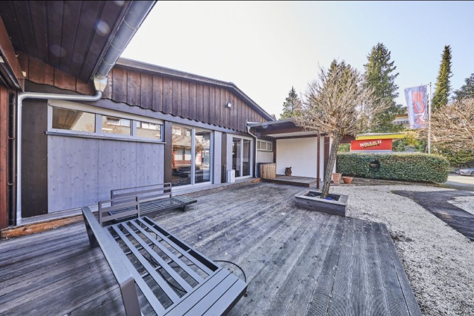 großes Büro von außen