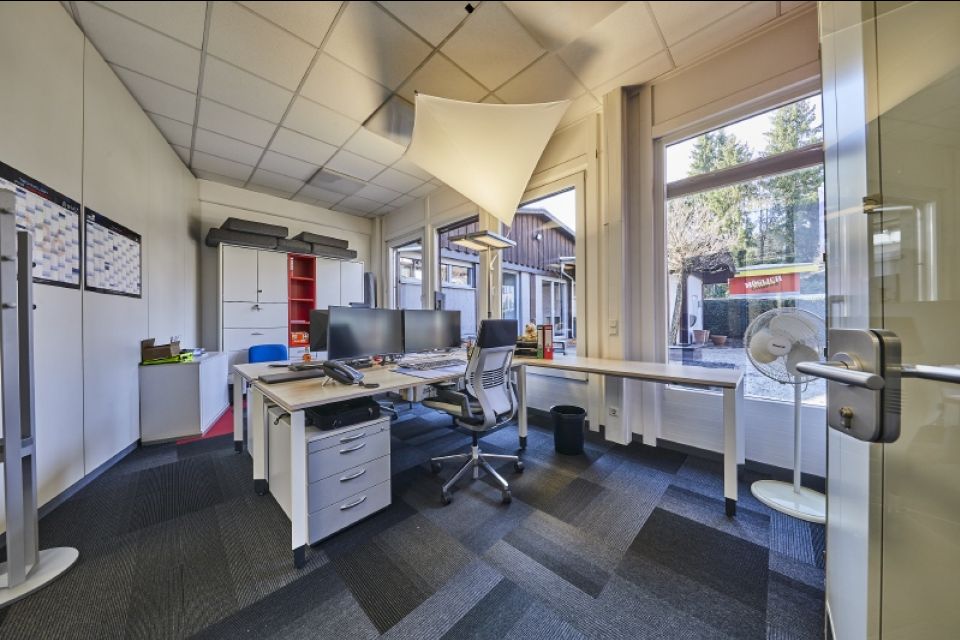 4 Büro Bild 3