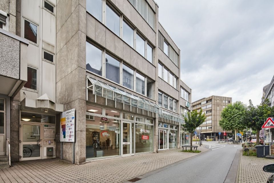 A 3 Eingang ins Treppenhaus von der Langgasse aus