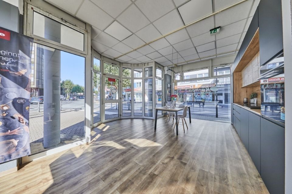 EG Ausblick auf Karl-Kellner-Ring und Langgasse