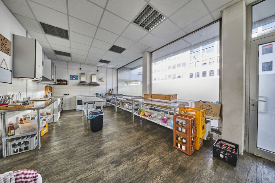 EG Bereich 3 große Küche